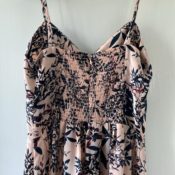 Parker silky maxi dress, pale pink and green floral. size XS NWOT - Picture 3 of 5